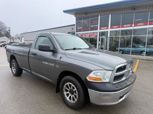 Used 2011 RAM 1500 Tradesman image 2