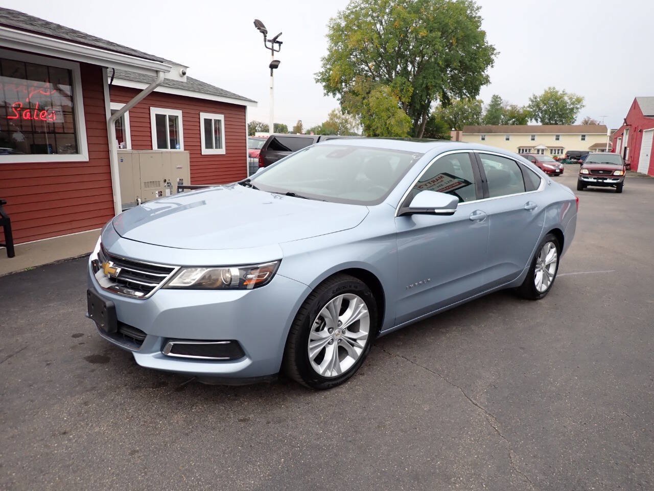 Used 2014 Chevrolet Impala LT w/ Premium Seating Package FWD image 3