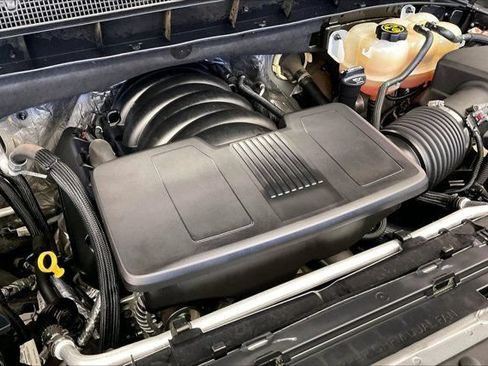 Used 2019 Chevrolet Silverado 1500 LTZ w/ LTZ Plus Package AWD/4WD image 32