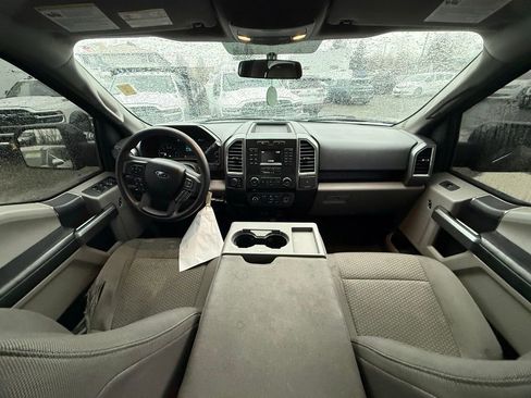 Used 2015 Ford F150 XLT image 17