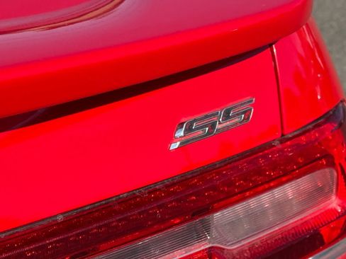 Used 2015 Chevrolet Camaro SS w/ RS Package RWD image 9
