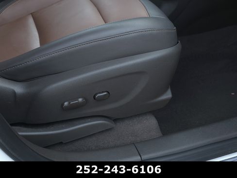Used 2015 Buick Encore Leather FWD image 39