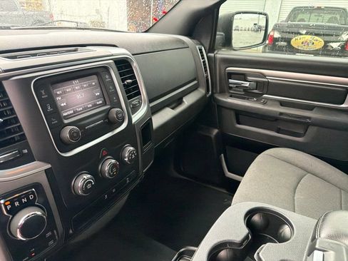 Used 2024 RAM 1500 Warlock AWD/4WD image 15