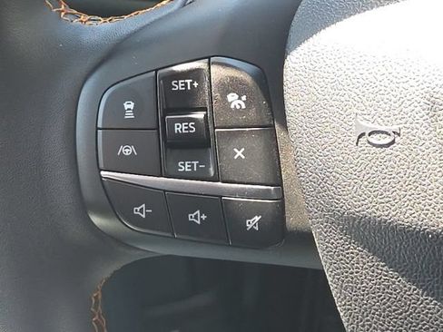 Certified 2025 Ford Maverick Tremor AWD/4WD image 34
