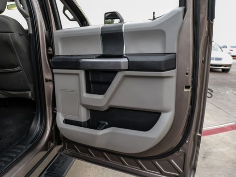 Used 2020 Ford F250 XLT AWD/4WD image 42
