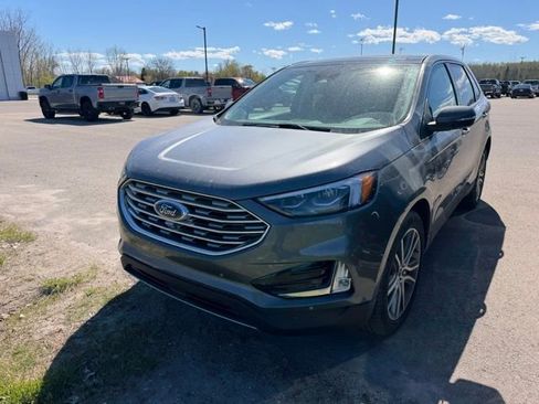 Used 2024 Ford Edge Titanium w/ Equipment Group 301A AWD/4WD image 3