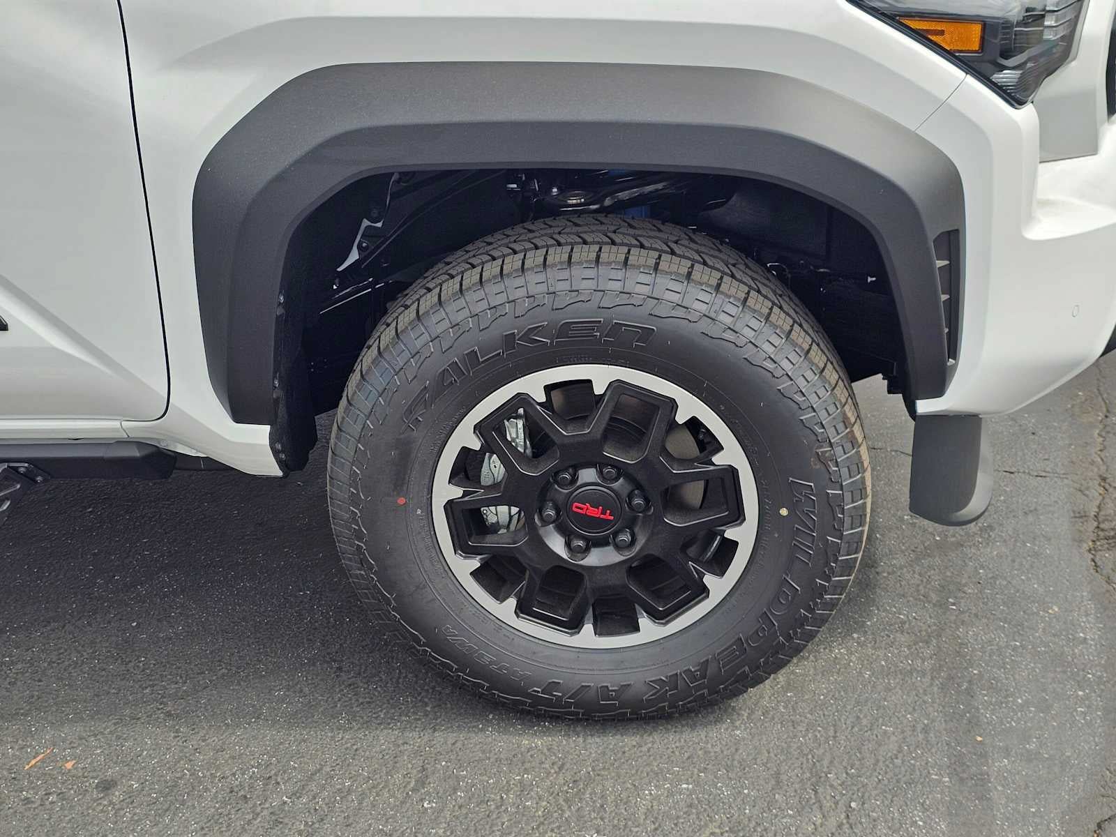 New 2026 Toyota Tacoma TRD Off-Road w/ TRD Off Road Upgrade Package AWD/4WD image 9