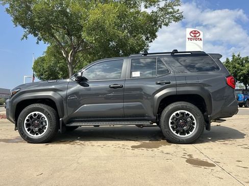 New 2026 Toyota 4Runner TRD Off-Road Premium w/ Tow Technology Package AWD/4WD image 2