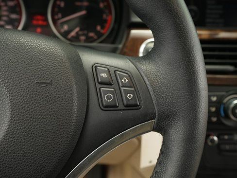Used 2010 BMW 328i Convertible RWD image 35