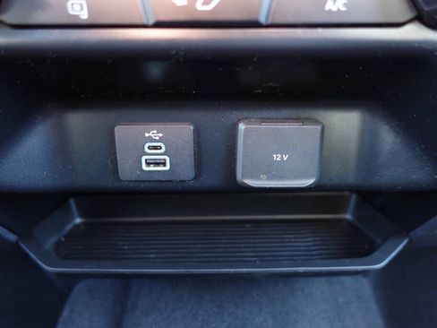 Used 2023 Ford F250 XLT AWD/4WD image 43
