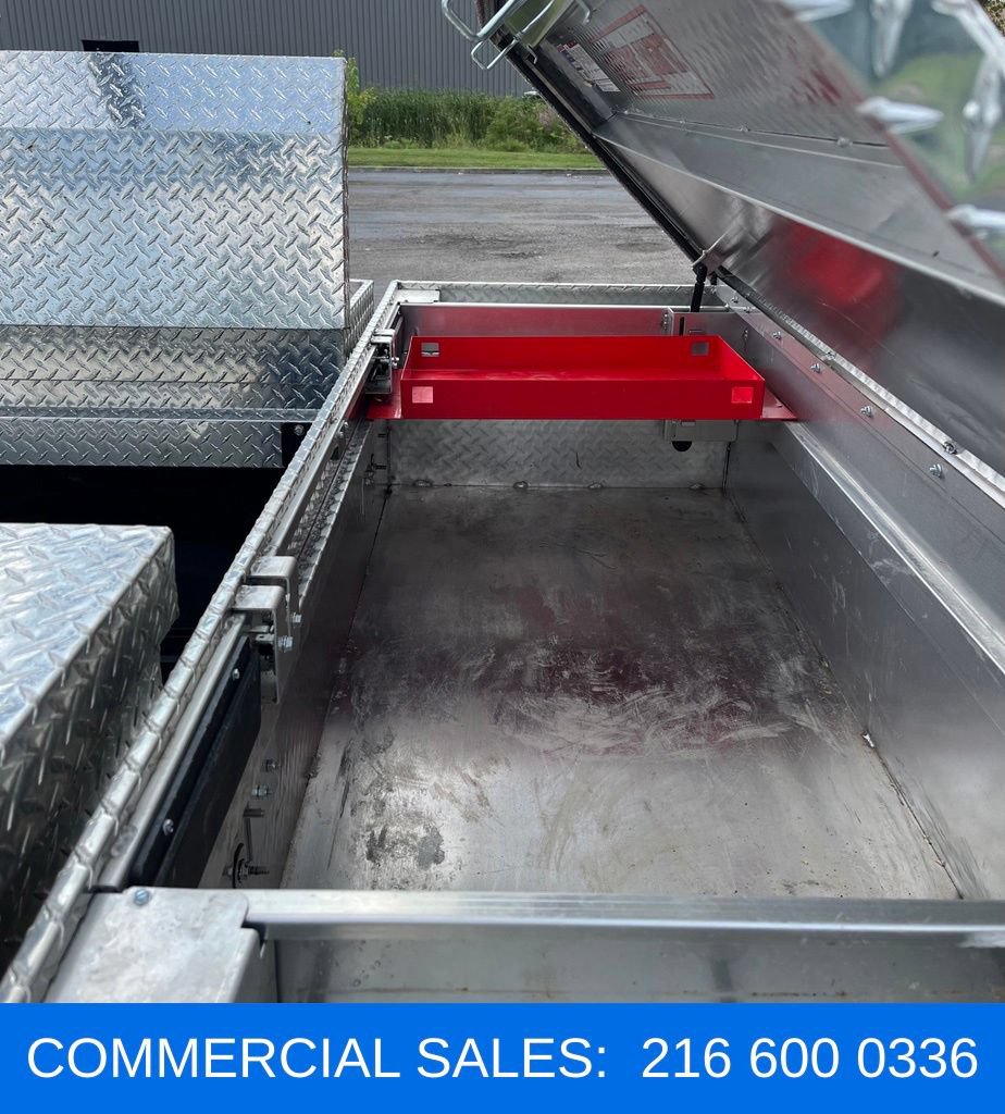 Used 2025 GMC Sierra 3500 SLE w/ SLE Convenience Package AWD/4WD image 5