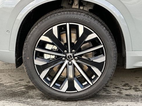 New 2026 Volvo XC90 T8 Ultra w/ Protection Package Premier AWD/4WD image 11