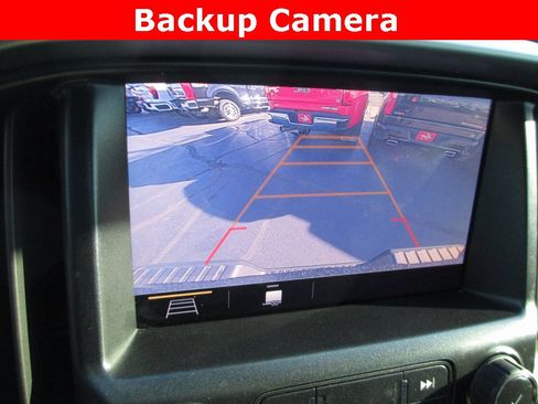 Used 2019 Chevrolet Colorado ZR2 image 13