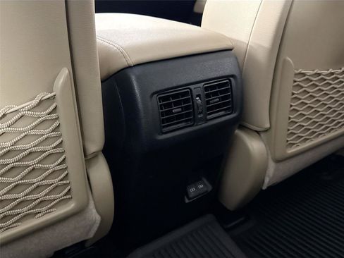 Certified 2024 Toyota 4Runner Limited AWD/4WD image 36