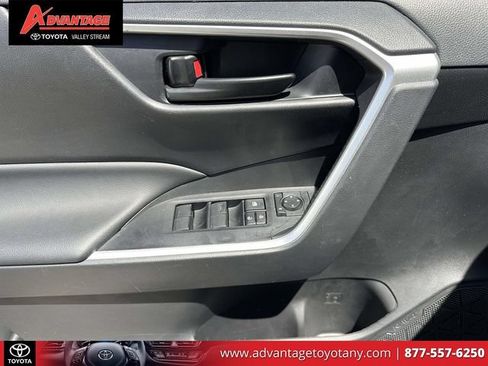 Certified 2024 Toyota RAV4 LE AWD/4WD image 21