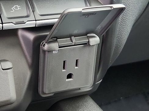 Certified 2021 Chevrolet Silverado 1500 LT Trail Boss w/ Convenience Package II image 26