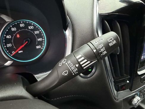 Certified 2023 Chevrolet Traverse LT image 28