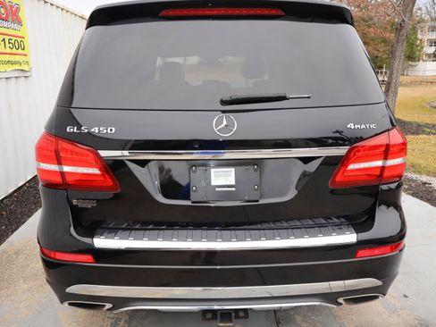Used 2018 Mercedes-Benz GLS 450 4MATIC image 9