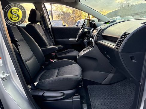 Used 2009 MAZDA MAZDA5 Touring image 19