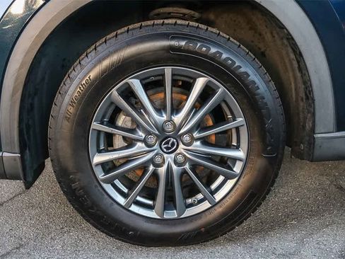 Used 2017 MAZDA CX-5 Touring image 11