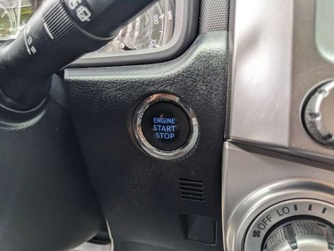 Used 2022 Toyota 4Runner SR5 Premium RWD image 28