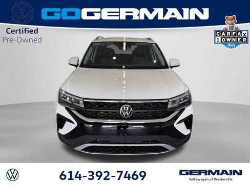 Certified 2022 Volkswagen Taos SE w/ IQ.Drive SE Package FWD image 2