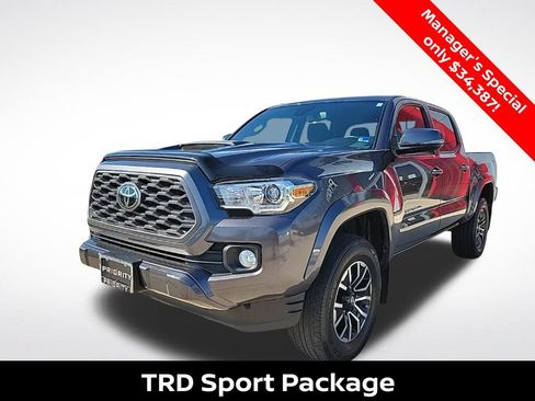 Used 2021 Toyota Tacoma TRD Sport w/ Technology Package AWD/4WD image 1