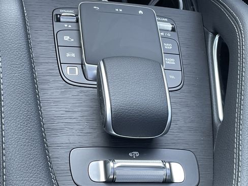 New 2026 Mercedes-Benz GLS 450 4MATIC image 33