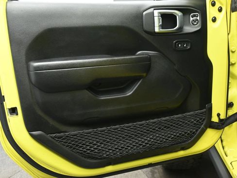 Used 2022 Jeep Wrangler Unlimited Sport AWD/4WD image 13
