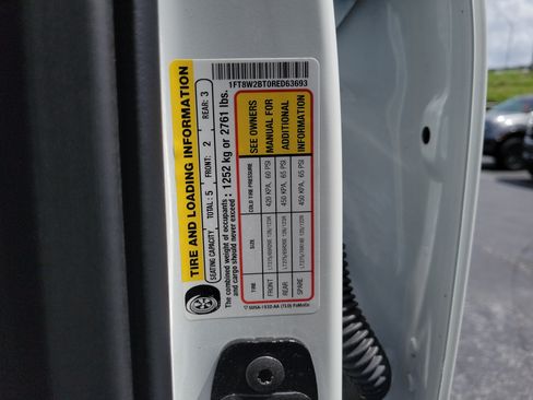 Certified 2024 Ford F250 Platinum w/ FX4 Off-Road Package AWD/4WD image 30