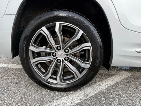 Used 2020 GMC Terrain Denali w/ Denali Premium Package image 13