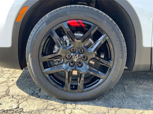 Used 2023 Chevrolet Blazer LT AWD/4WD image 30