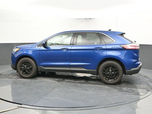 Used 2024 Ford Edge SEL AWD/4WD image 9