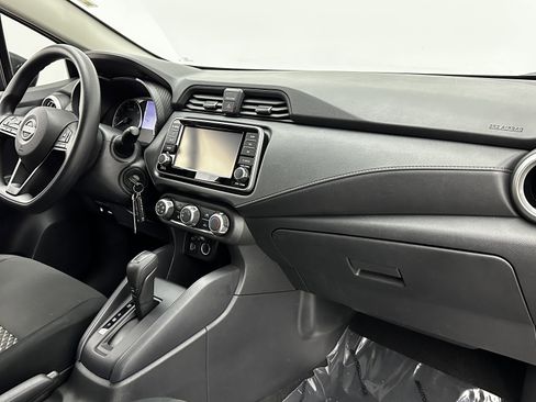 Used 2024 Nissan Versa S w/ Trunk Package image 33