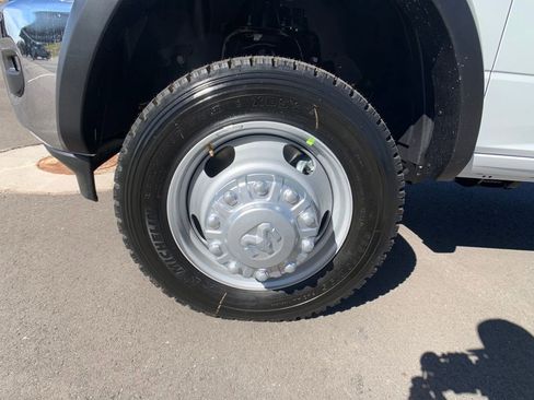 New 2026 RAM 5500 Tradesman w/ Chrome Appearance Group image 28