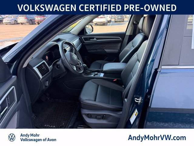 Used 2023 Volkswagen Atlas SE w/ Panoramic Sunroof Package AWD/4WD image 13