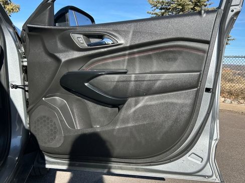 Used 2024 Chevrolet Trax RS w/ Driver Confidence Package image 30