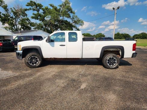 Used 2008 Chevrolet Silverado 2500 W/T w/ Snow Plow Prep Package AWD/4WD image 9