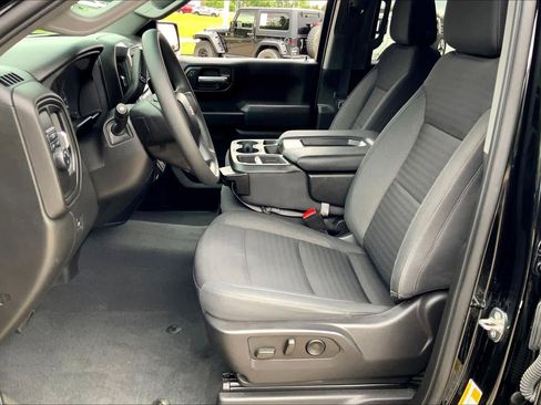 Used 2022 Chevrolet Silverado 1500 Custom image 8
