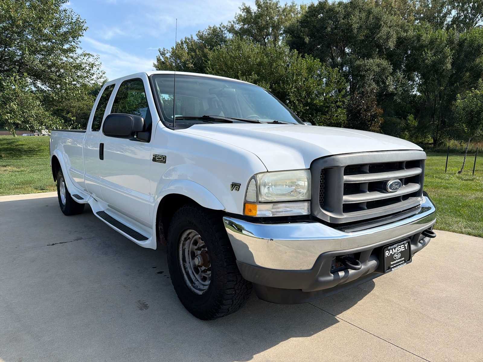Used 2002 Ford F250 2WD SuperCab Super Duty image 8