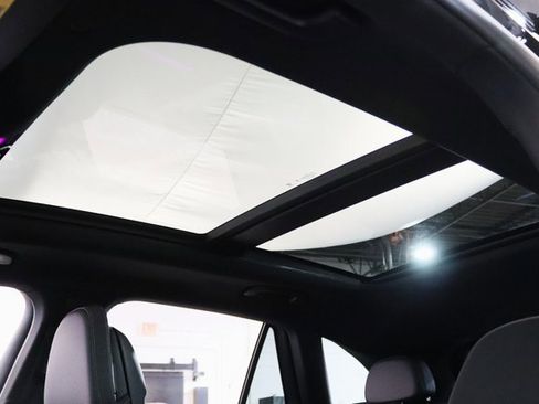 Certified 2025 Mercedes-Benz GLC 350e GLC 350e w/ AMG Line image 12