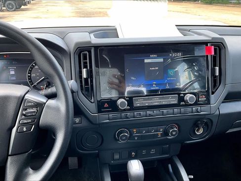 Used 2026 Nissan Frontier S RWD image 6