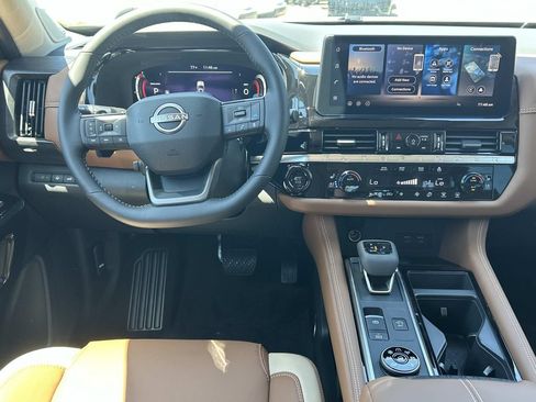 New 2026 Nissan Pathfinder Platinum w/ Lighting Package AWD/4WD image 23