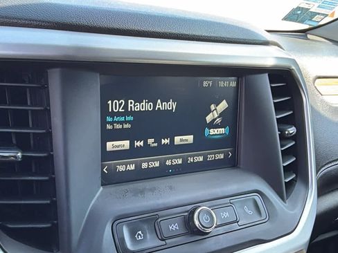 Used 2018 GMC Acadia SLE FWD image 15