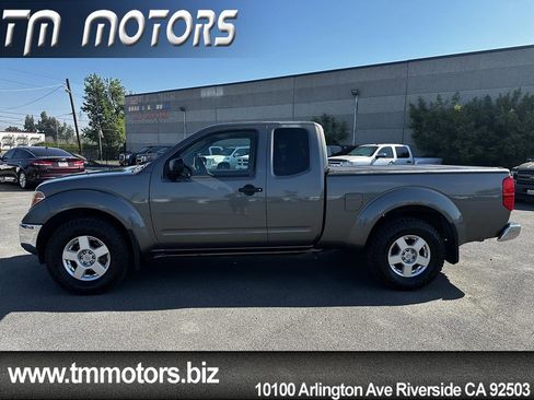 Used 2008 Nissan Frontier SE w/ SE Value Truck Pkg image 3