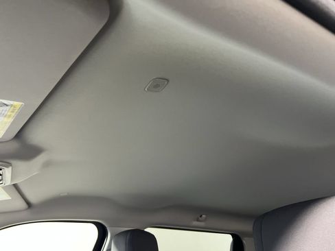 Used 2022 Toyota Tundra SR5 AWD/4WD image 25