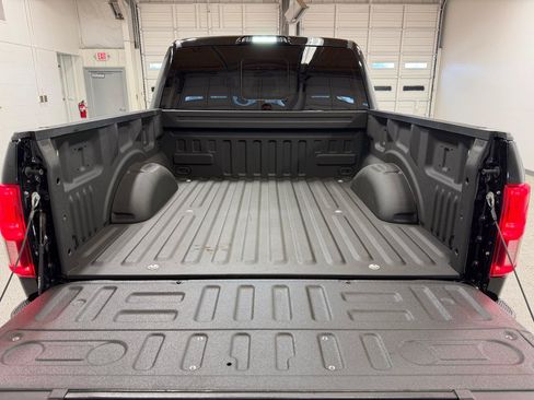 Used 2018 Ford F150 XLT w/ Equipment Group 302A Luxury AWD/4WD image 10