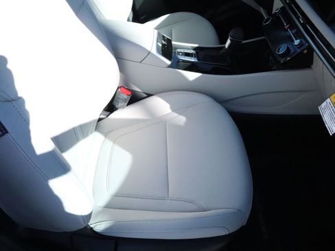 New 2026 Hyundai Tucson SEL image 18