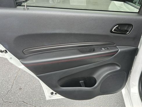 Used 2023 Dodge Durango GT RWD image 18