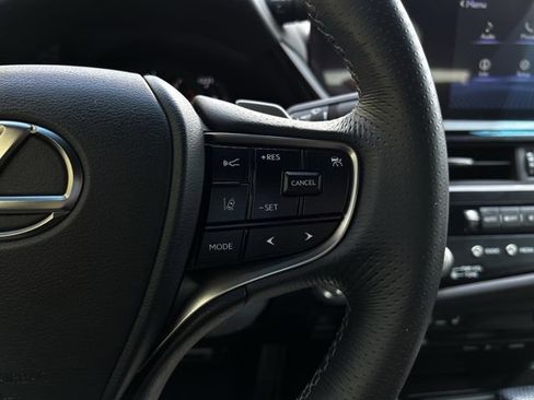 Used 2022 Lexus ES 350 F Sport w/ Accessory Package 2 image 15